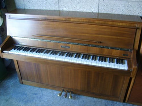 Baldwin piano